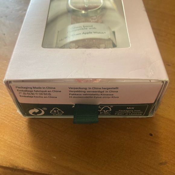 Kate Spade Pink Glitter Apple Watch Band 38/40/41 - Picture 5 of 7